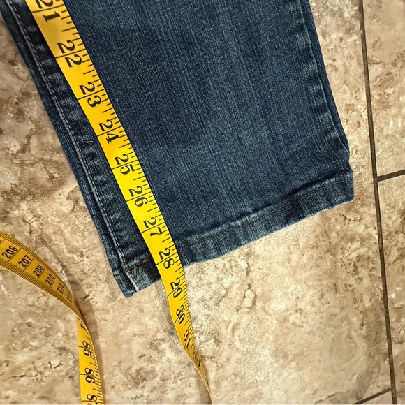 Kut jeans size 8 bootcut - Picture 9 of 10